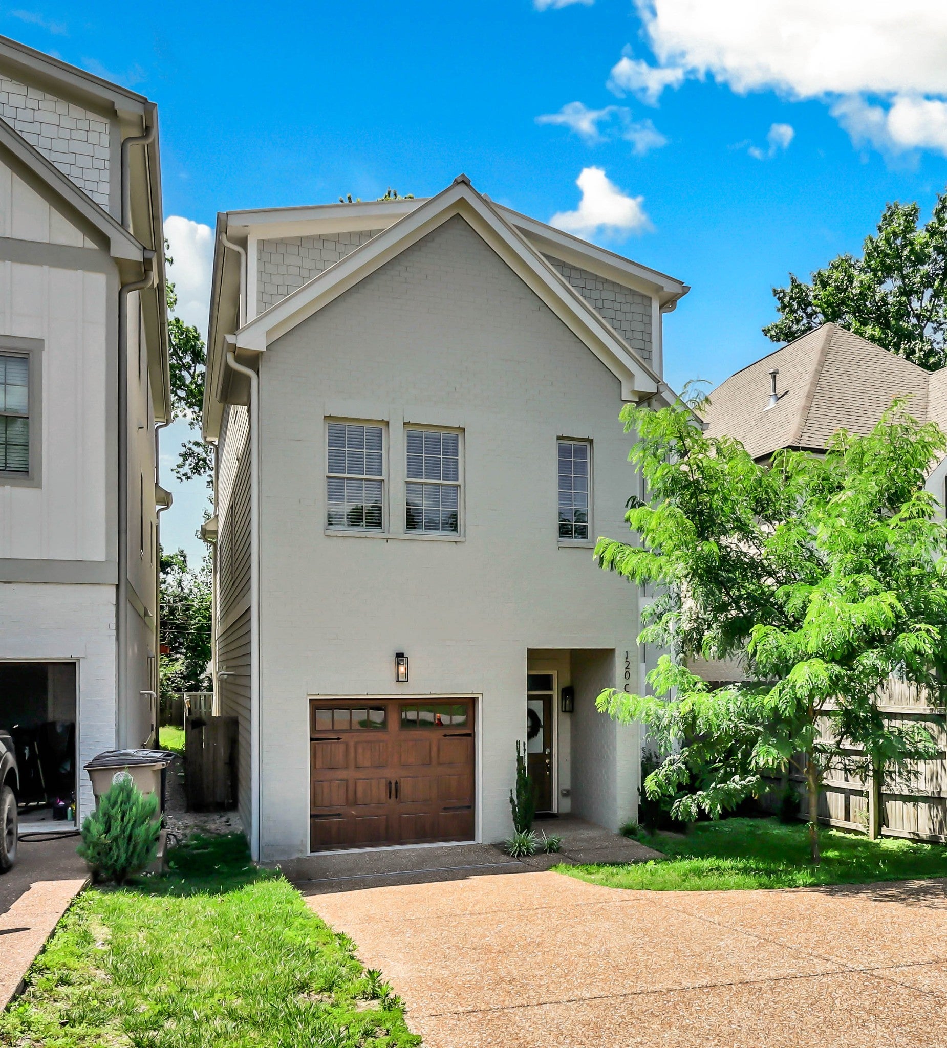 120C Lincoln Ct