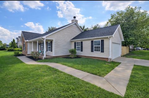 1312 Azure Way Murfreesboro TN 37128