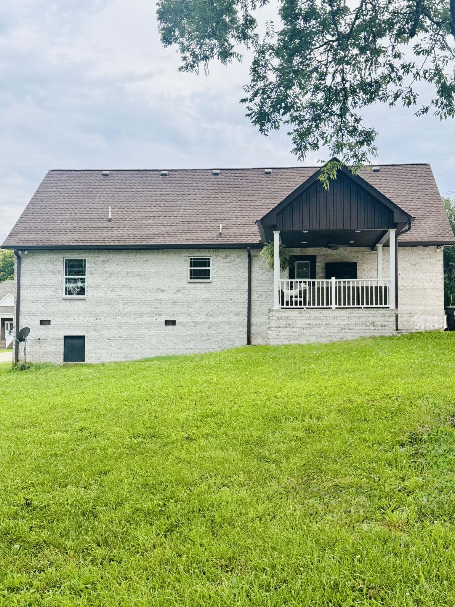 180 Mockingbird Ln
