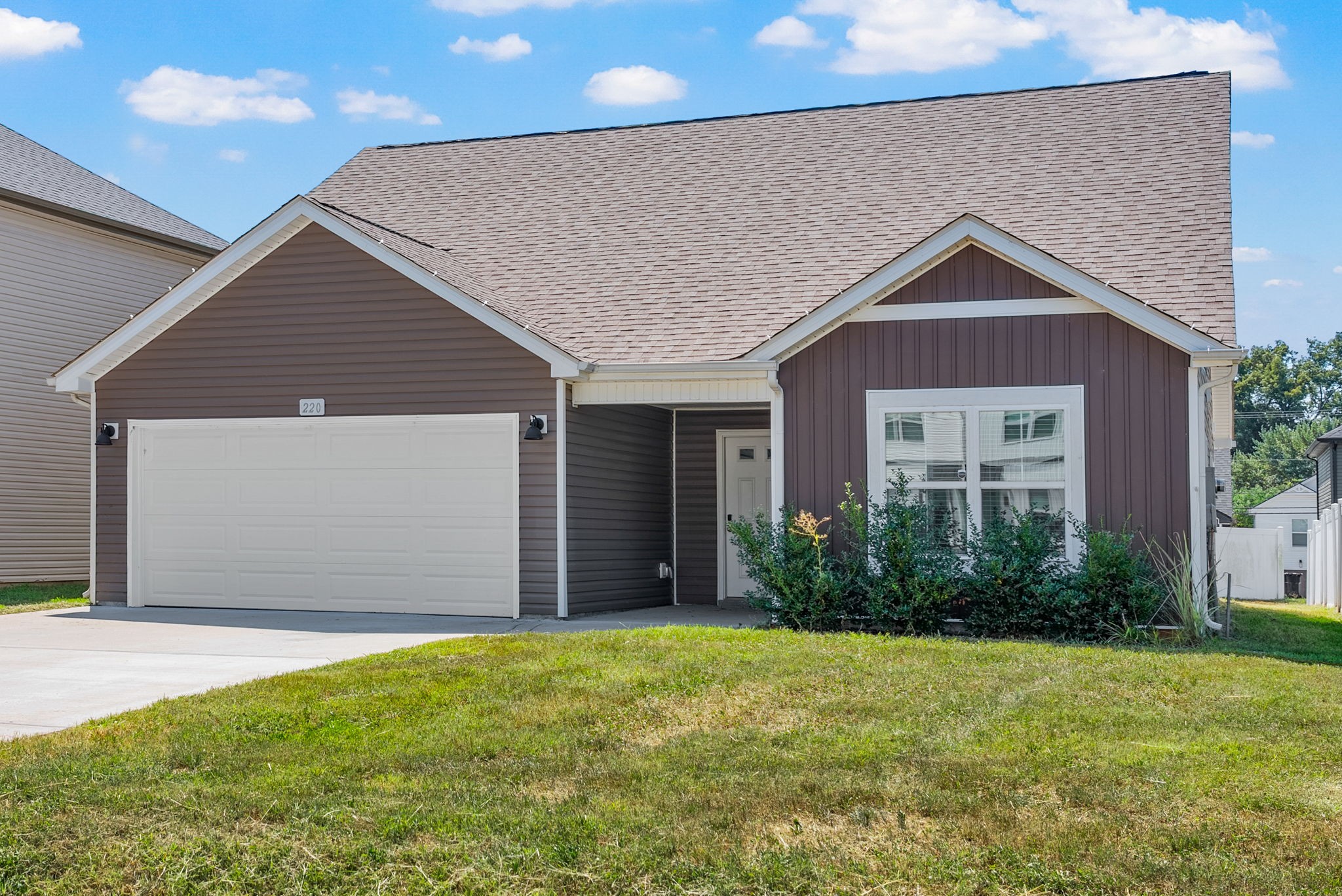 220 Notgrass Rd