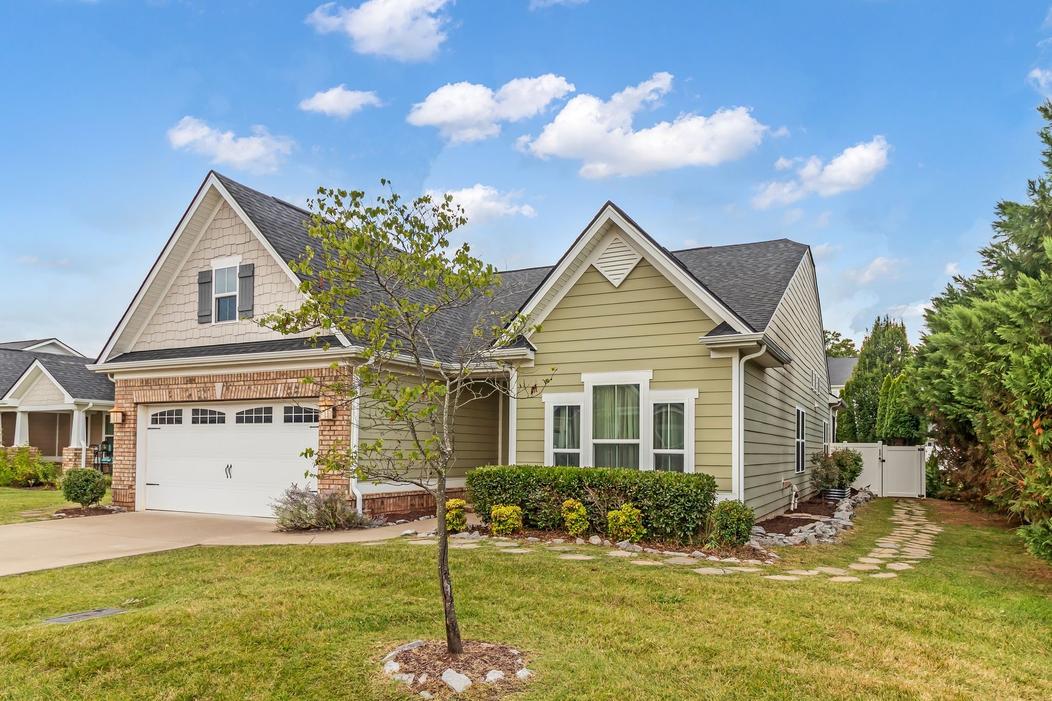 2827 Kellner Dr