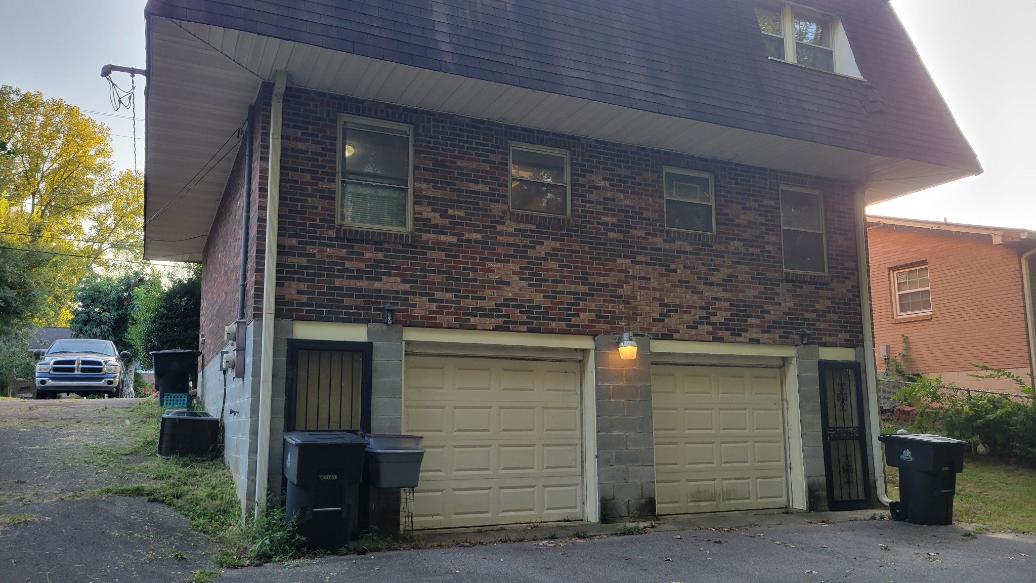 4580 Xavier Dr