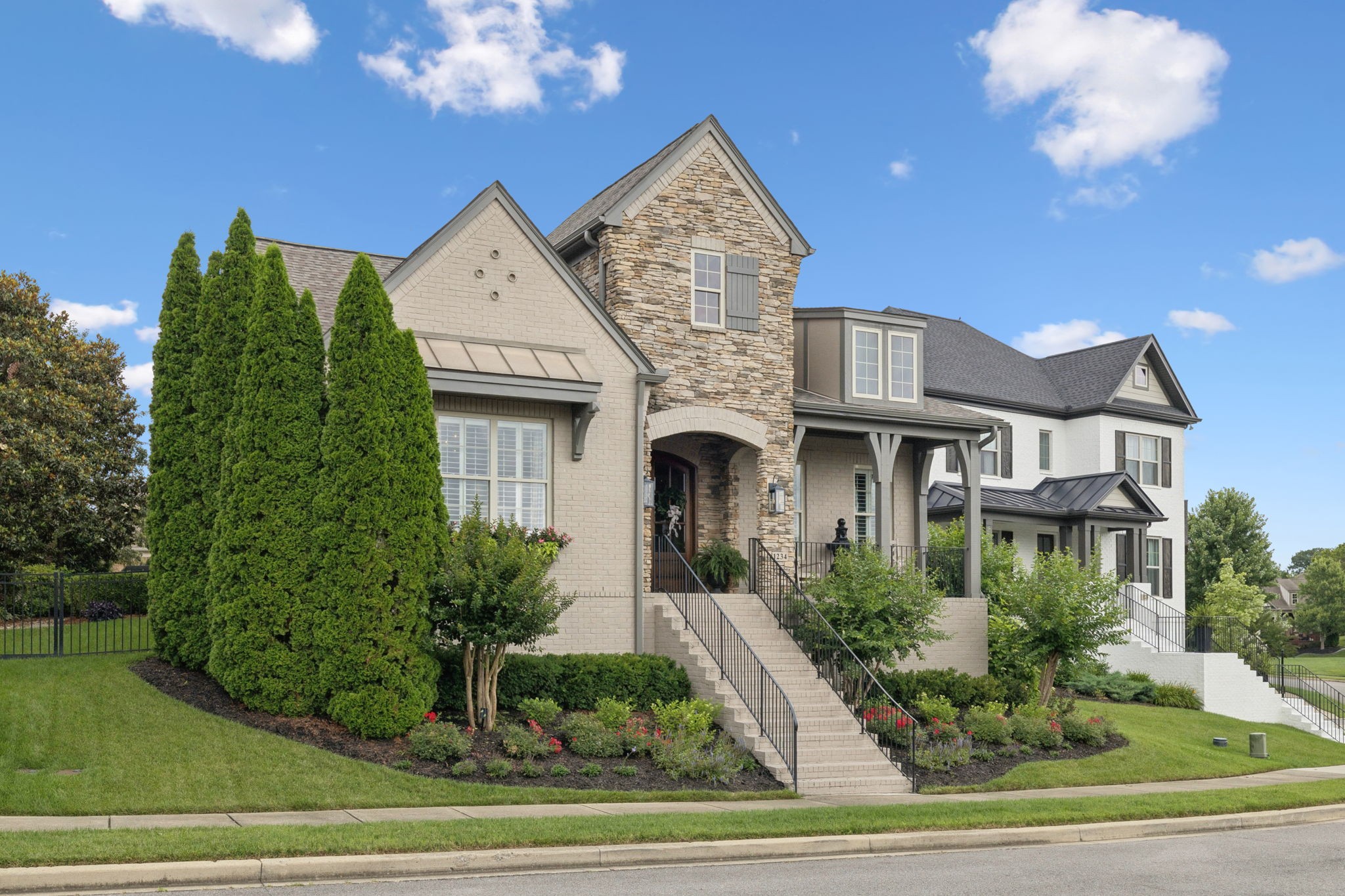 1234 Overton Cir