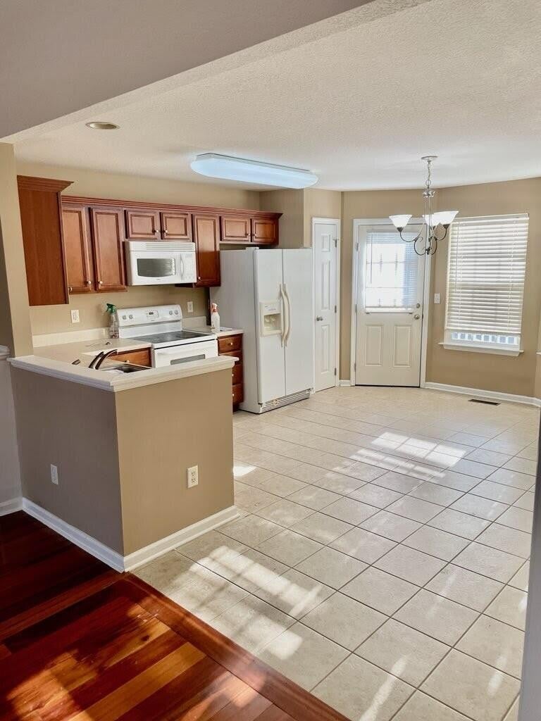 1848 Coffee Tree Lane