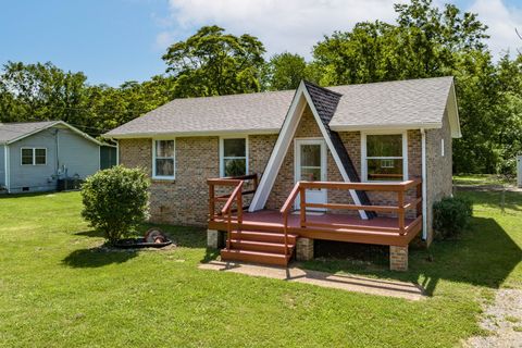 9002 Burleson Ln Murfreesboro TN 37129