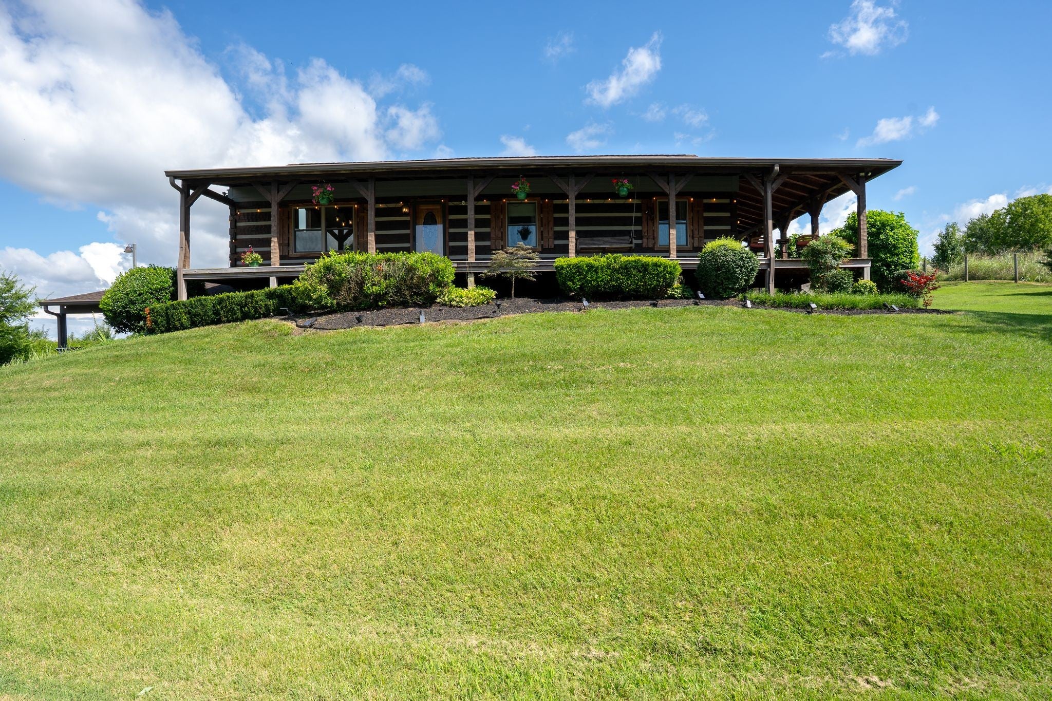 812 New Shackle Island Rd