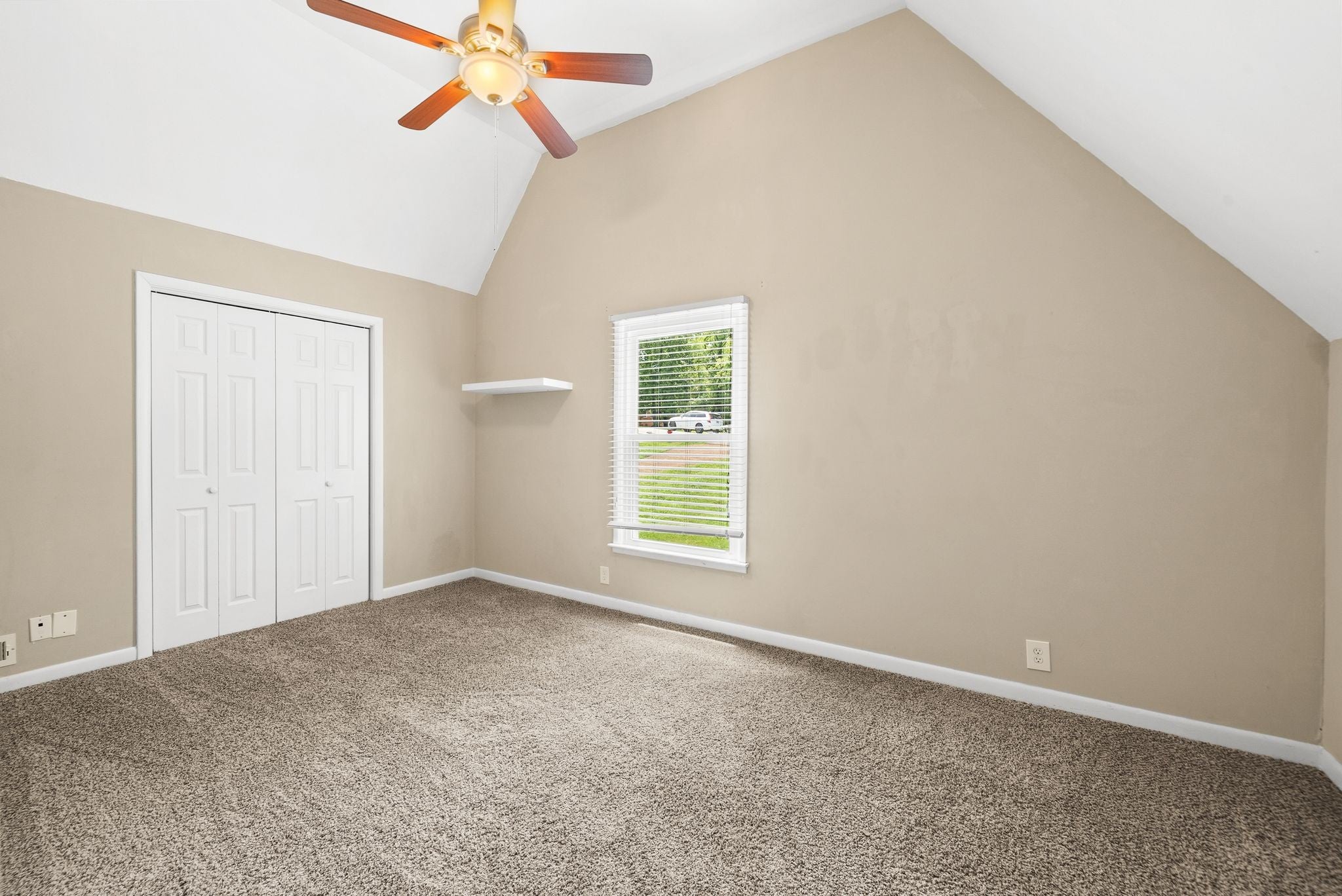 Picture for the property 3298145, 3 beds, 2.5 baths
