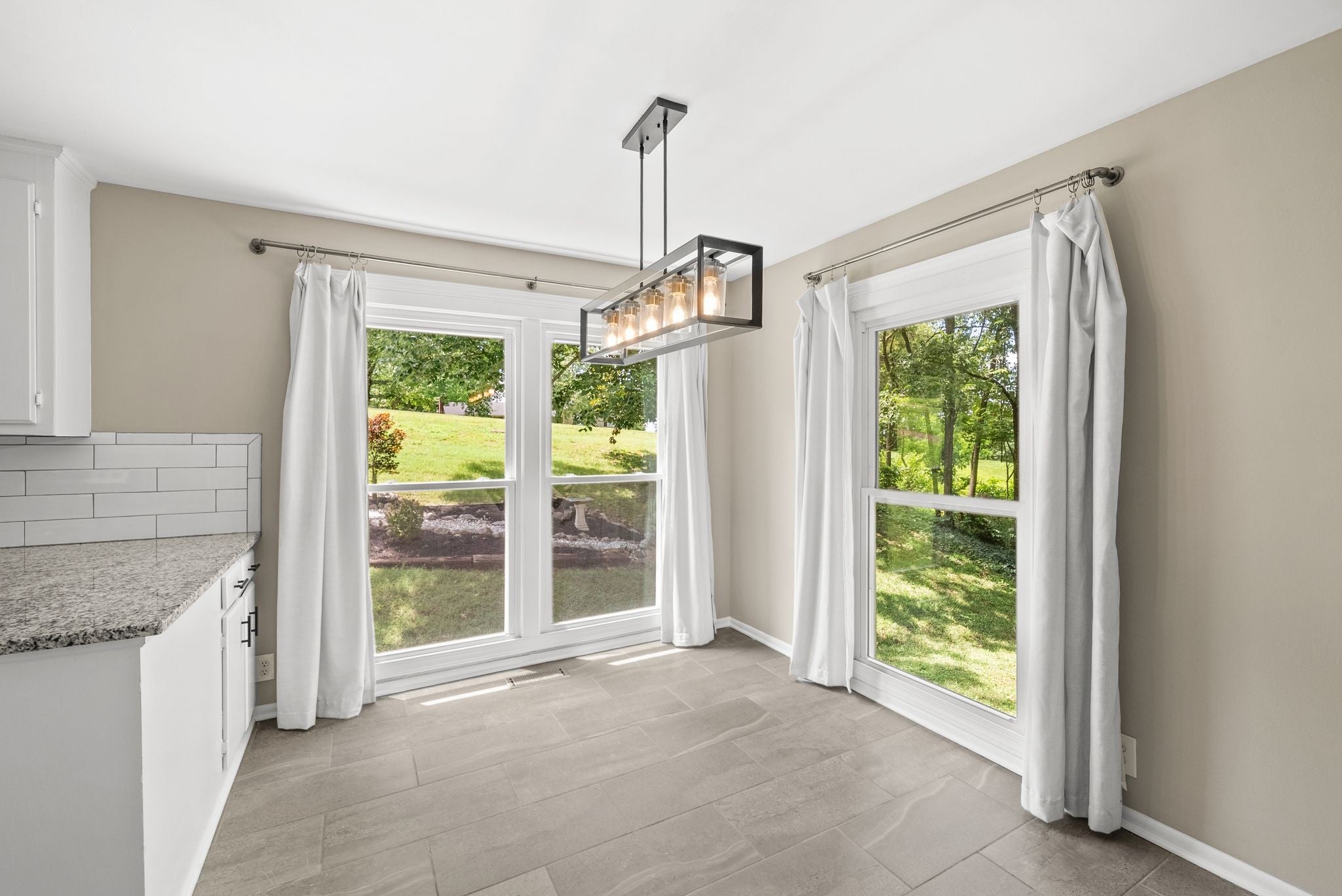 Picture for the property 3298145, 3 beds, 2.5 baths