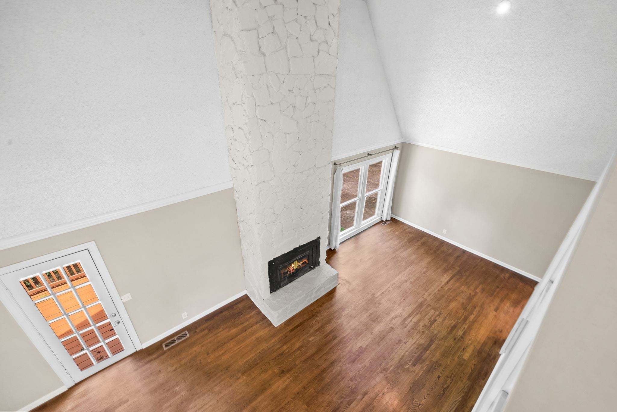 Picture for the property 3298145, 3 beds, 2.5 baths