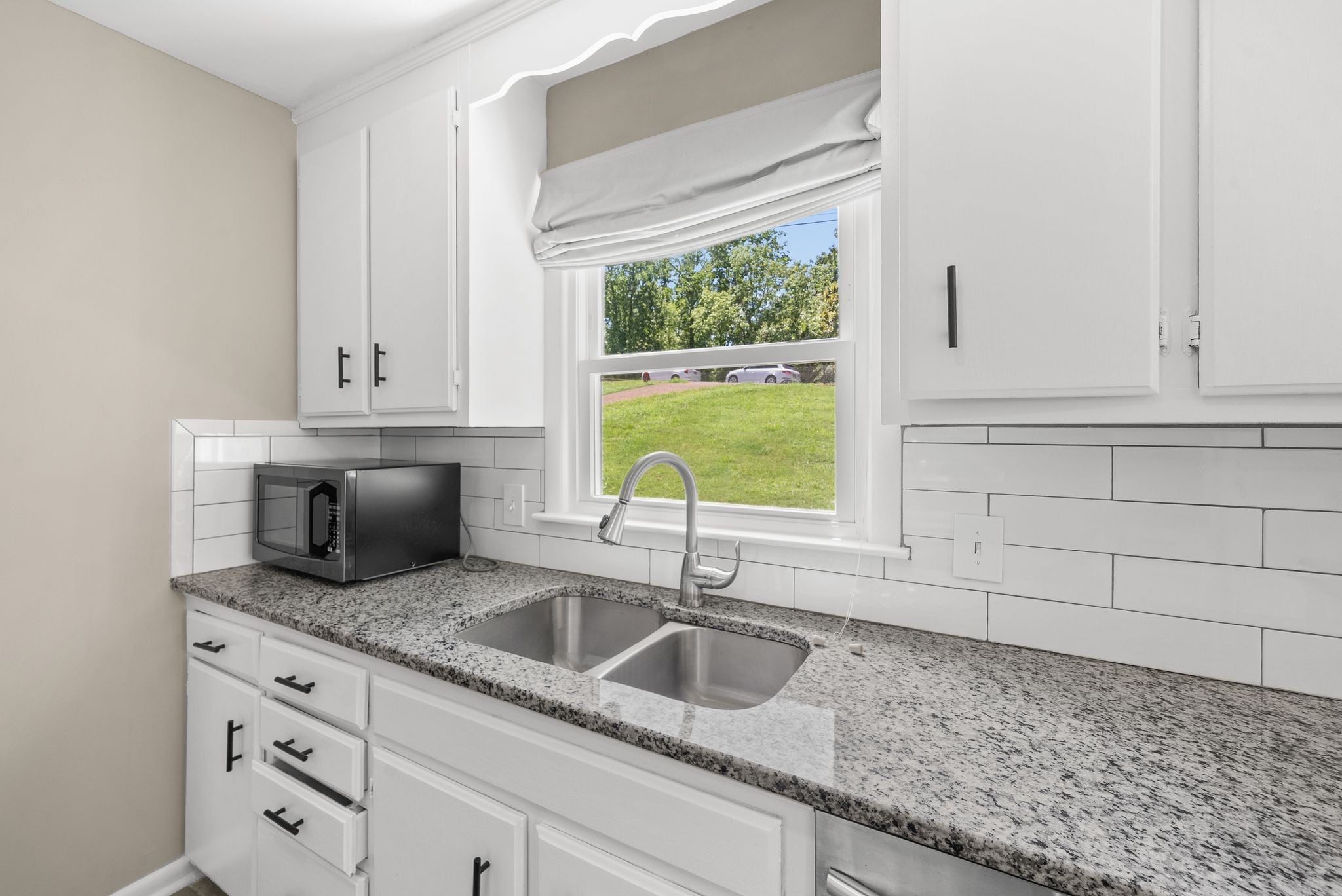 Picture for the property 3298145, 3 beds, 2.5 baths