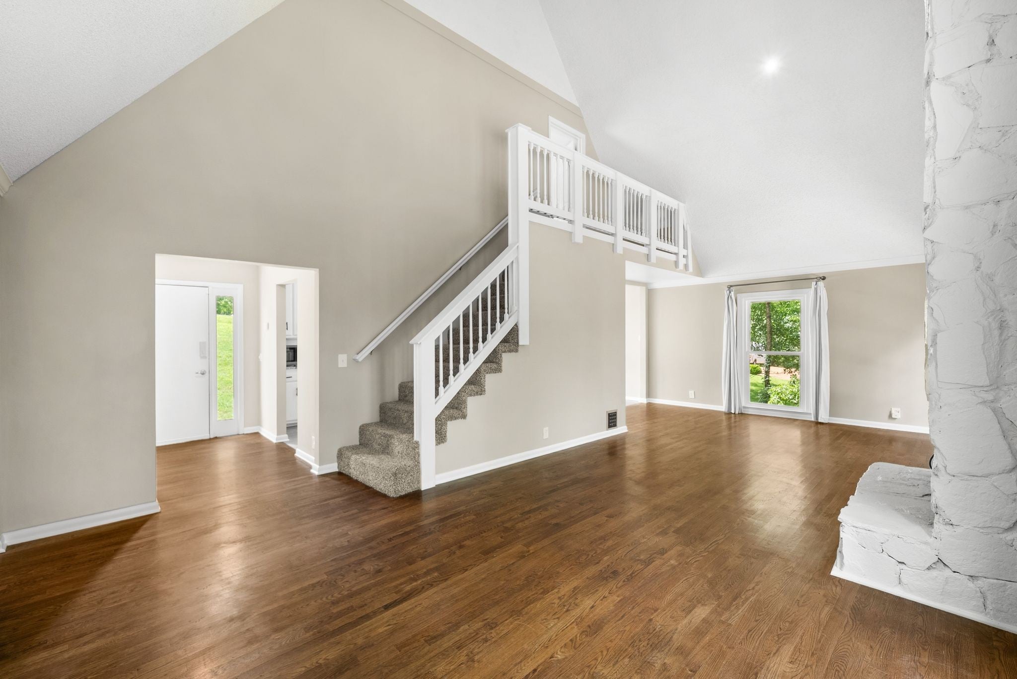 Picture for the property 3298145, 3 beds, 2.5 baths