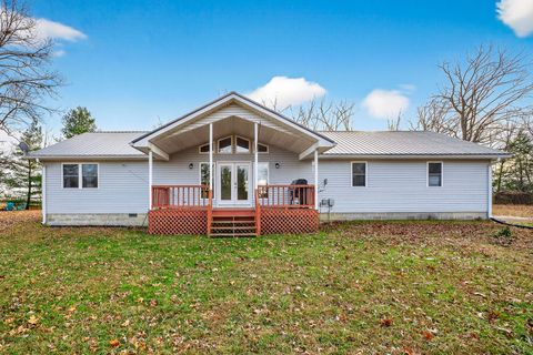 Photo of 8607 Crossville Hwy, Sparta, TN 38583 (MLS # 3061764)