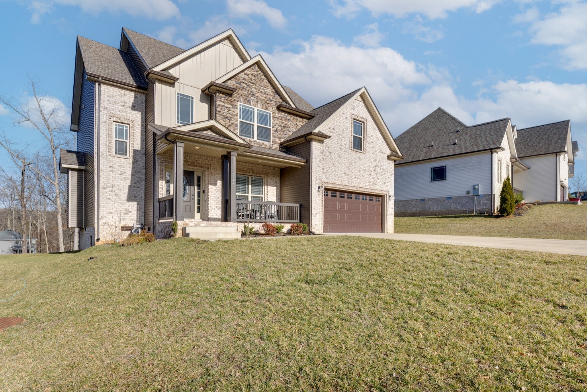 225 Penelope Ln