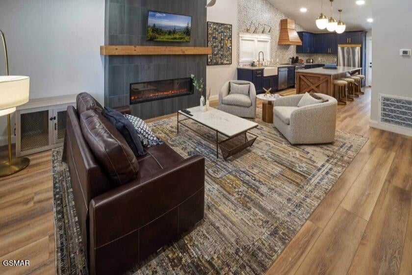 2814 Seth Road 1-3