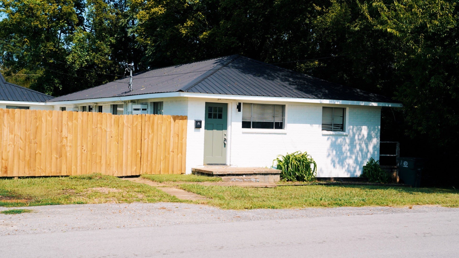 45 Scruggs St