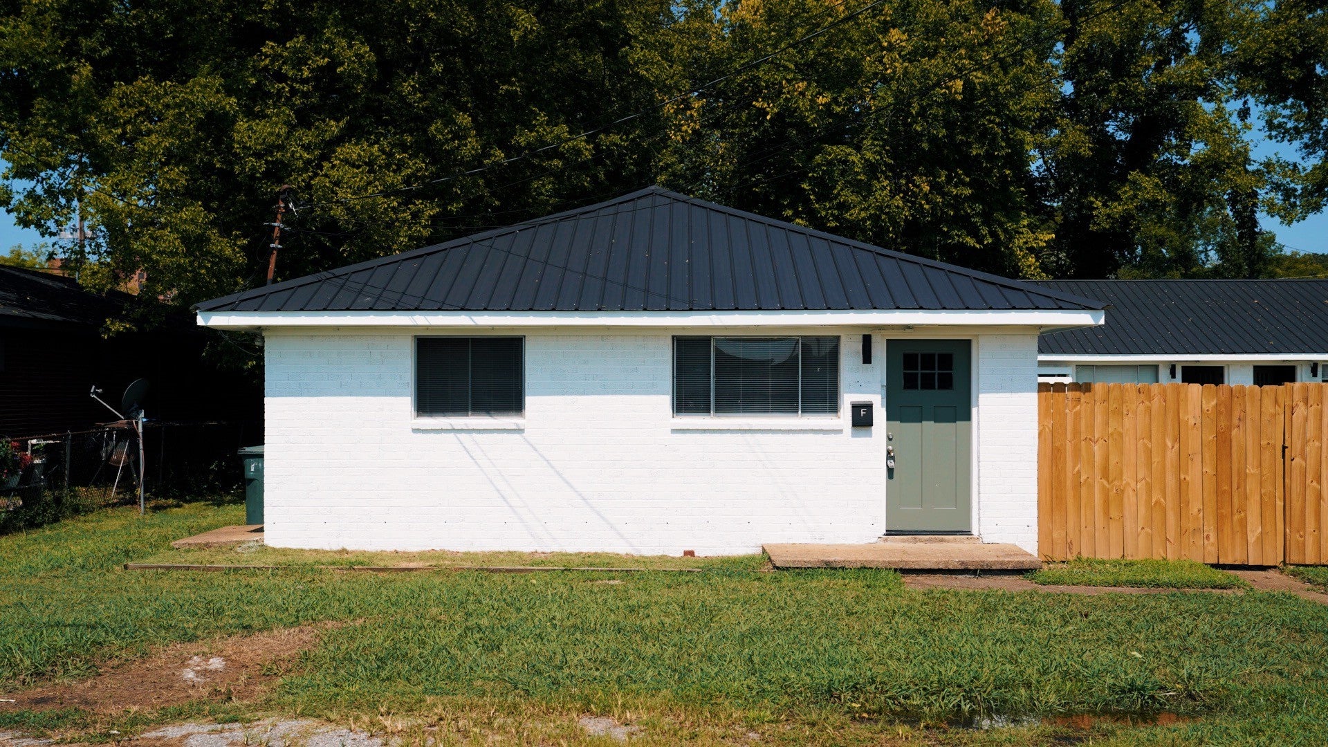 45 Scruggs St