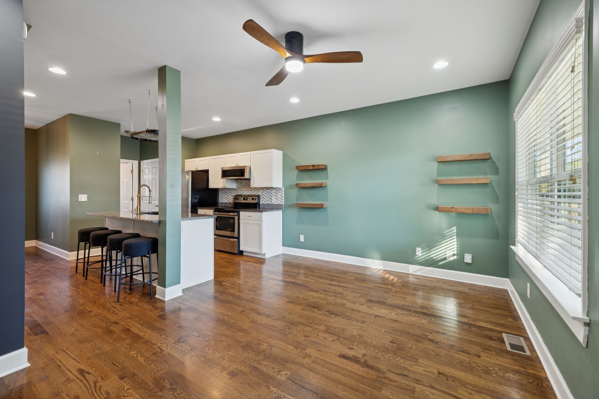 406B Hadleys Bend Blvd