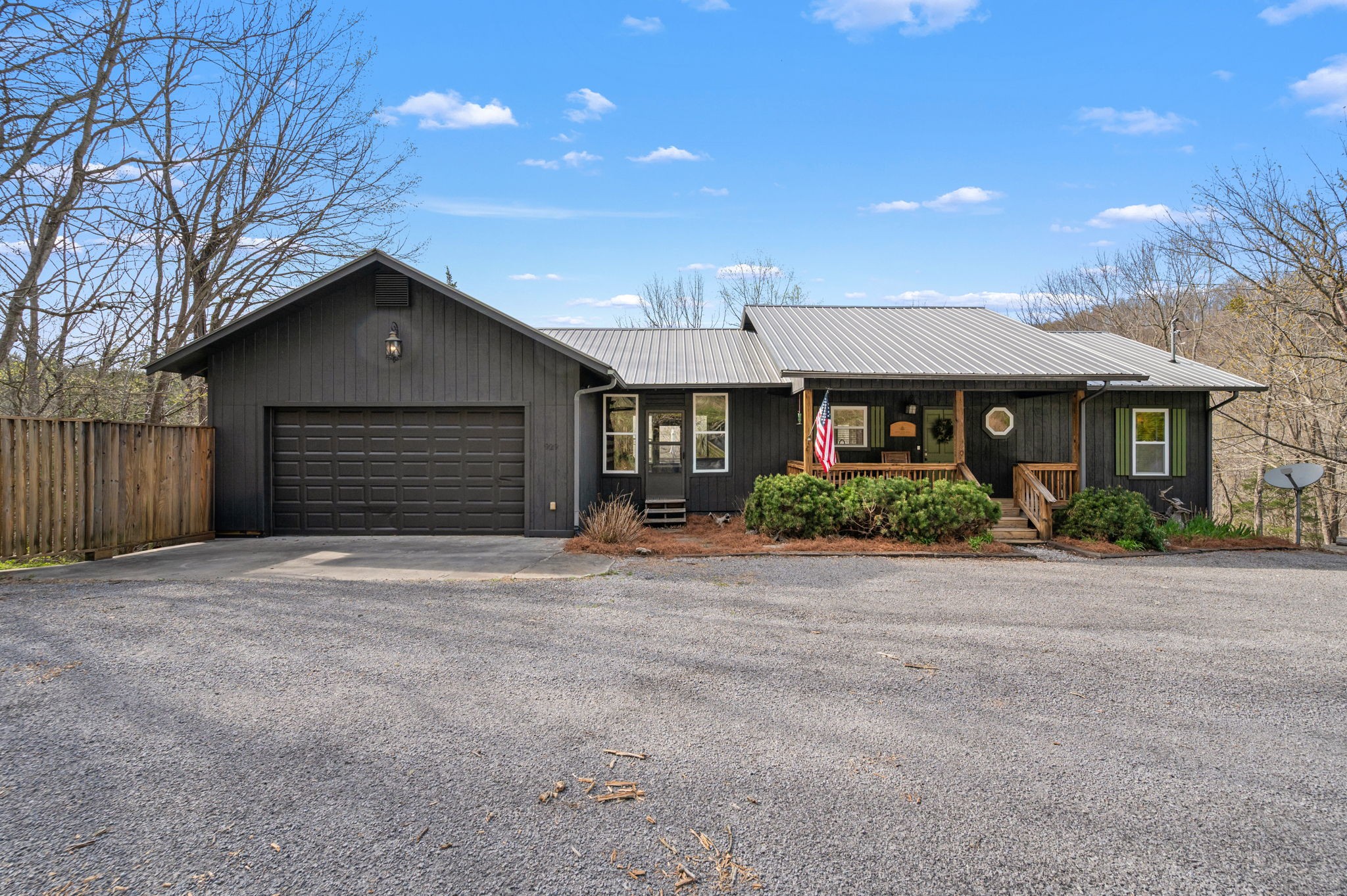 929 Old Casey Cove Rd