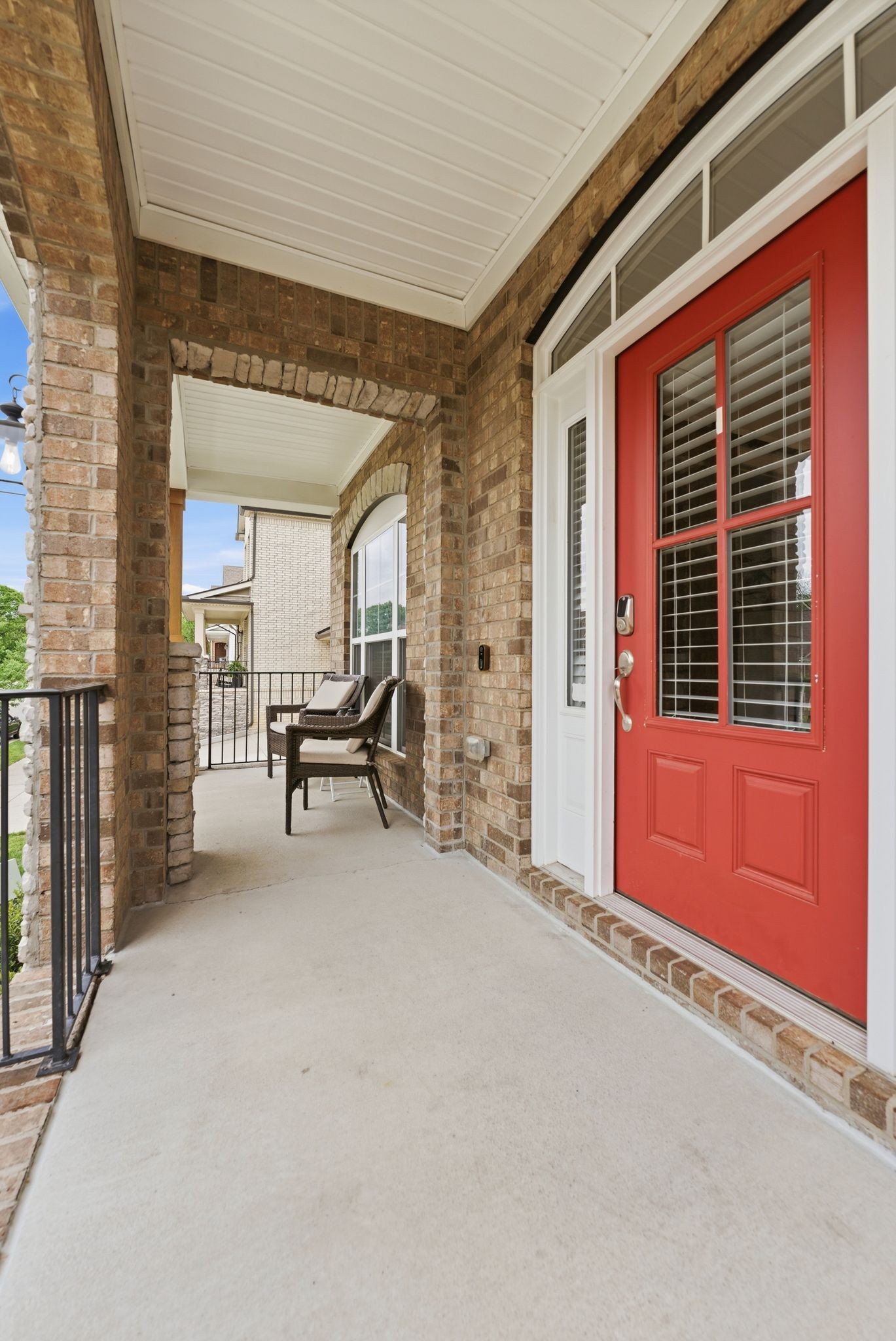 4025 Foxglove Farm Dr