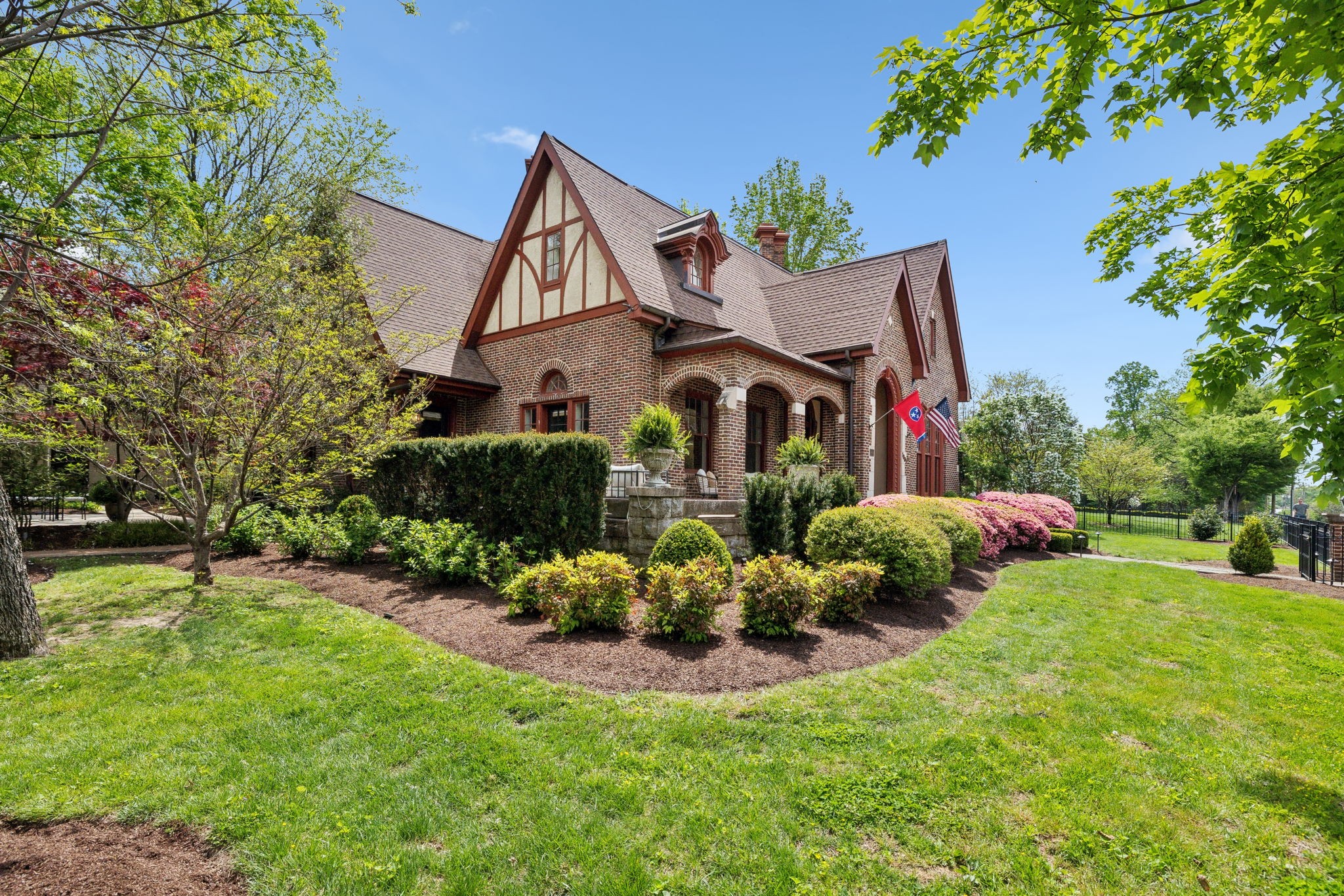 1003 W Main St