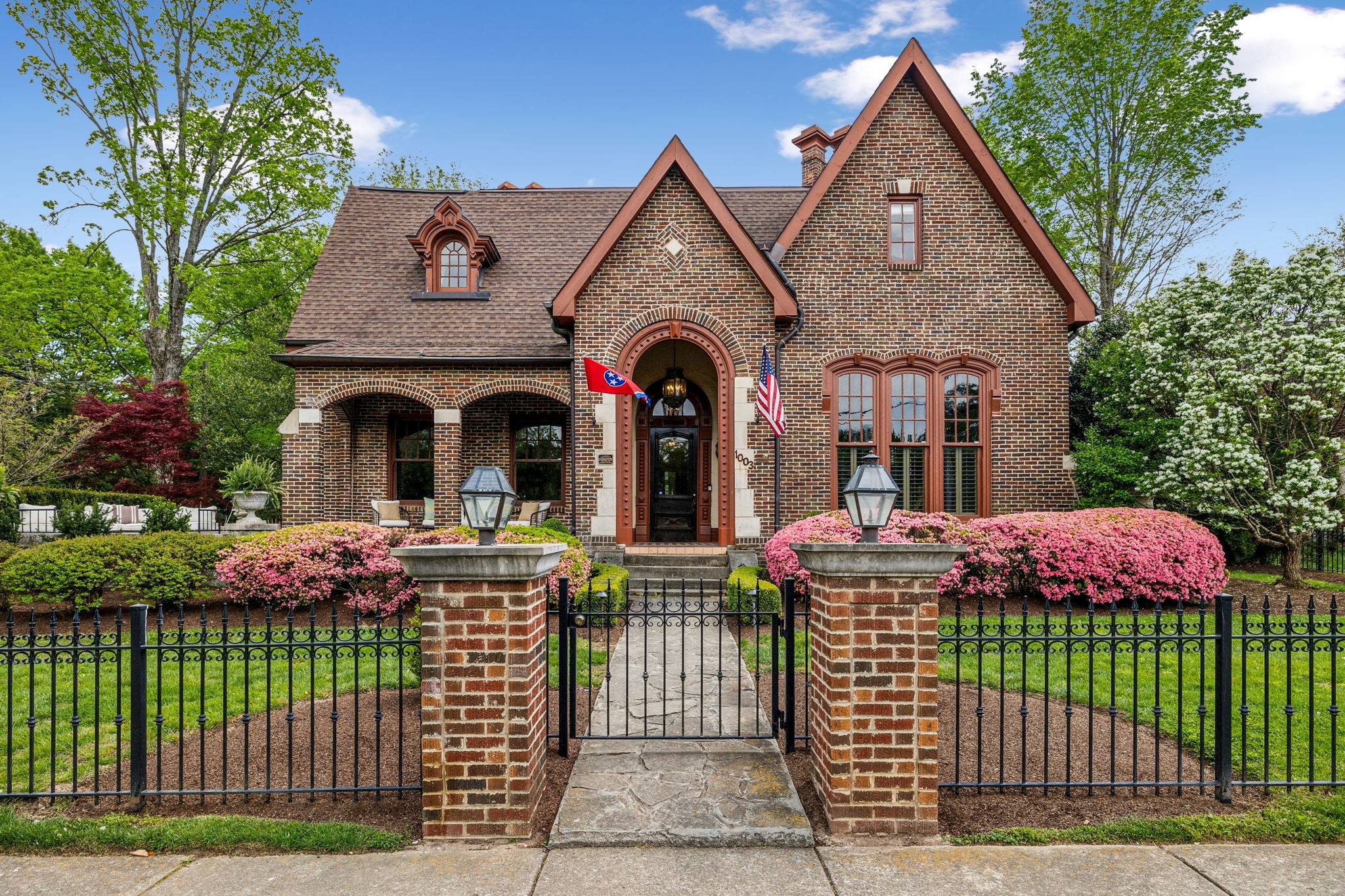 1003 W Main St