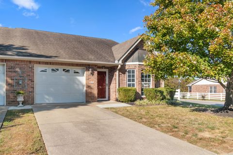 1300 Crofton Park Ct, Columbia, TN 38401 - MLS#: 2795910
