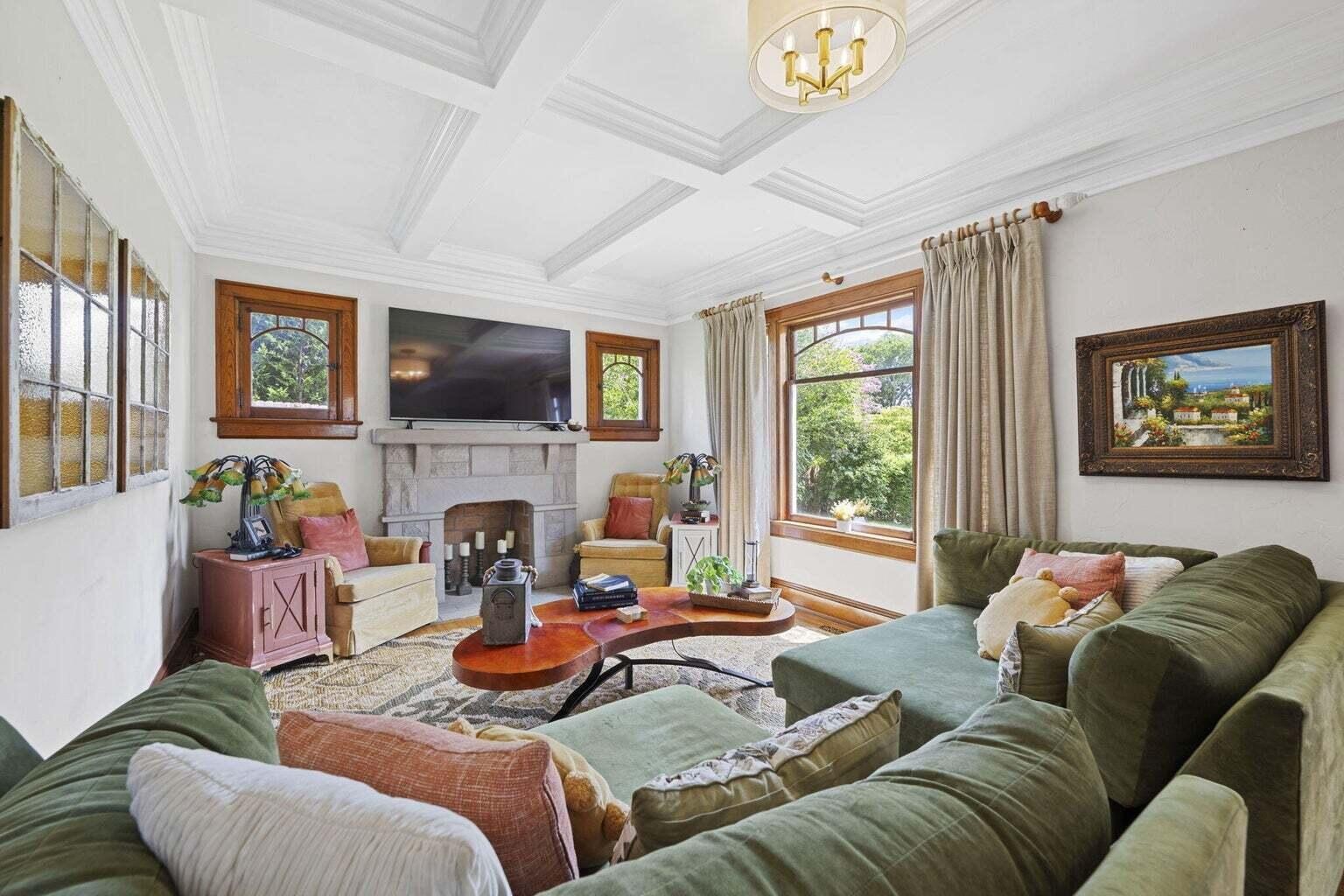 3801 Oweda Terrace