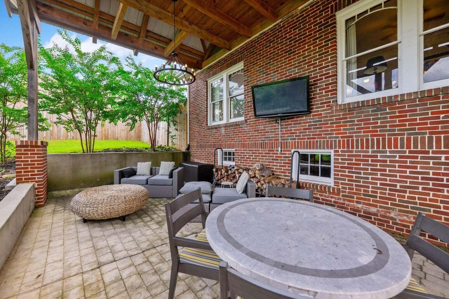 3801 Oweda Terrace