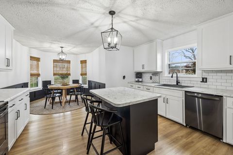 18 Crescent Blvd Carthage TN 37030