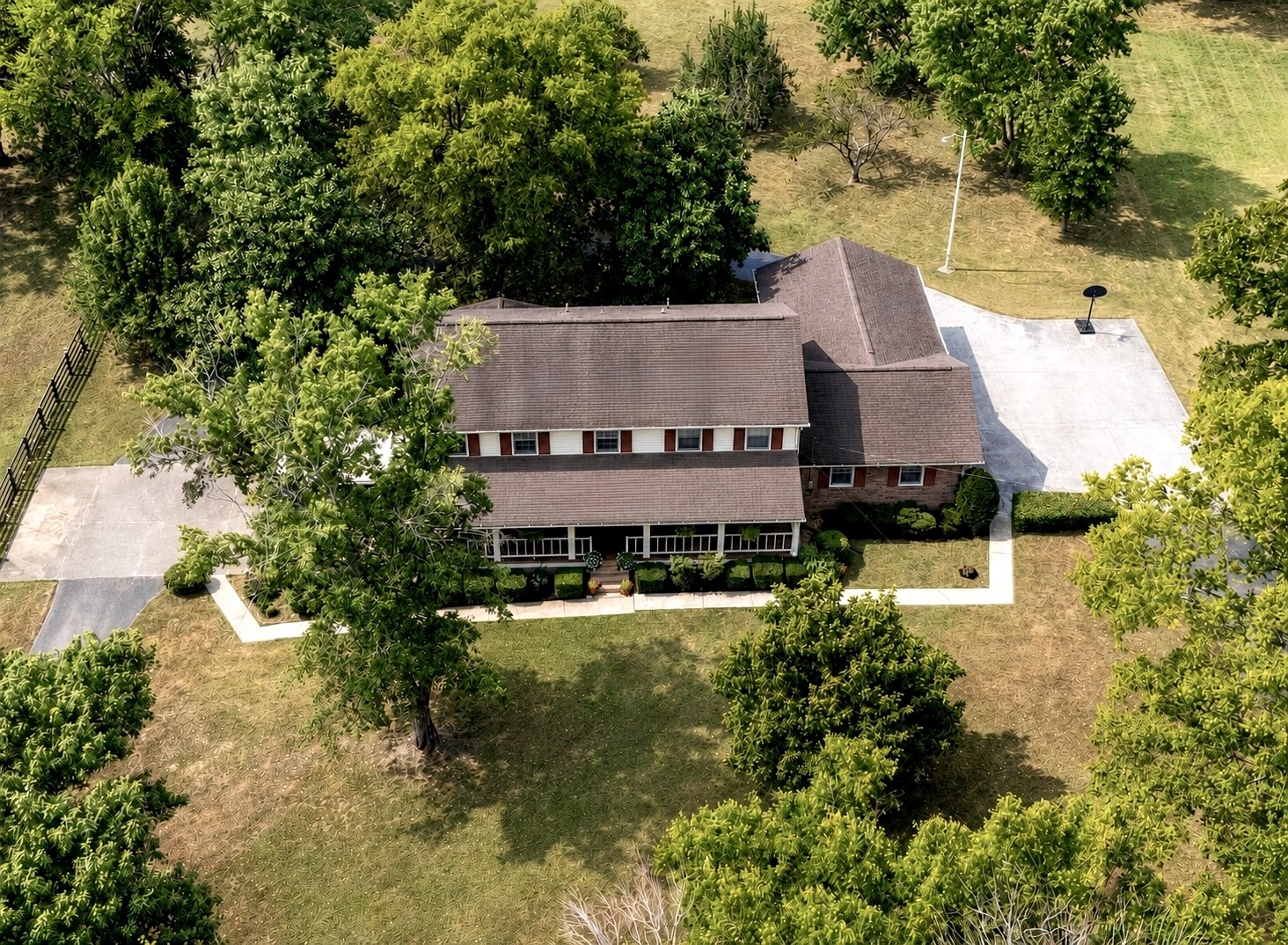 1322 Springfield Hwy