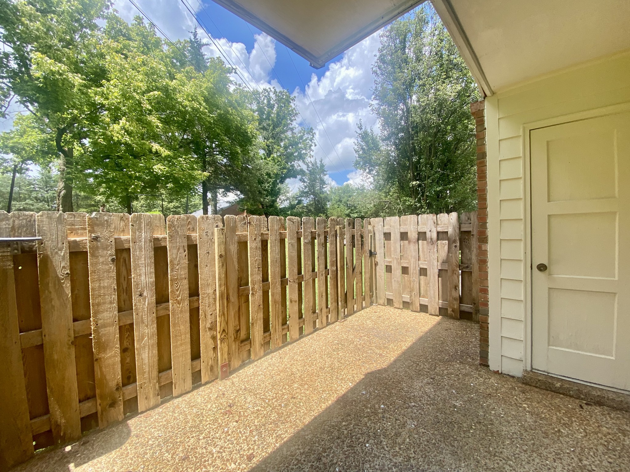 5510 Country Dr 22
