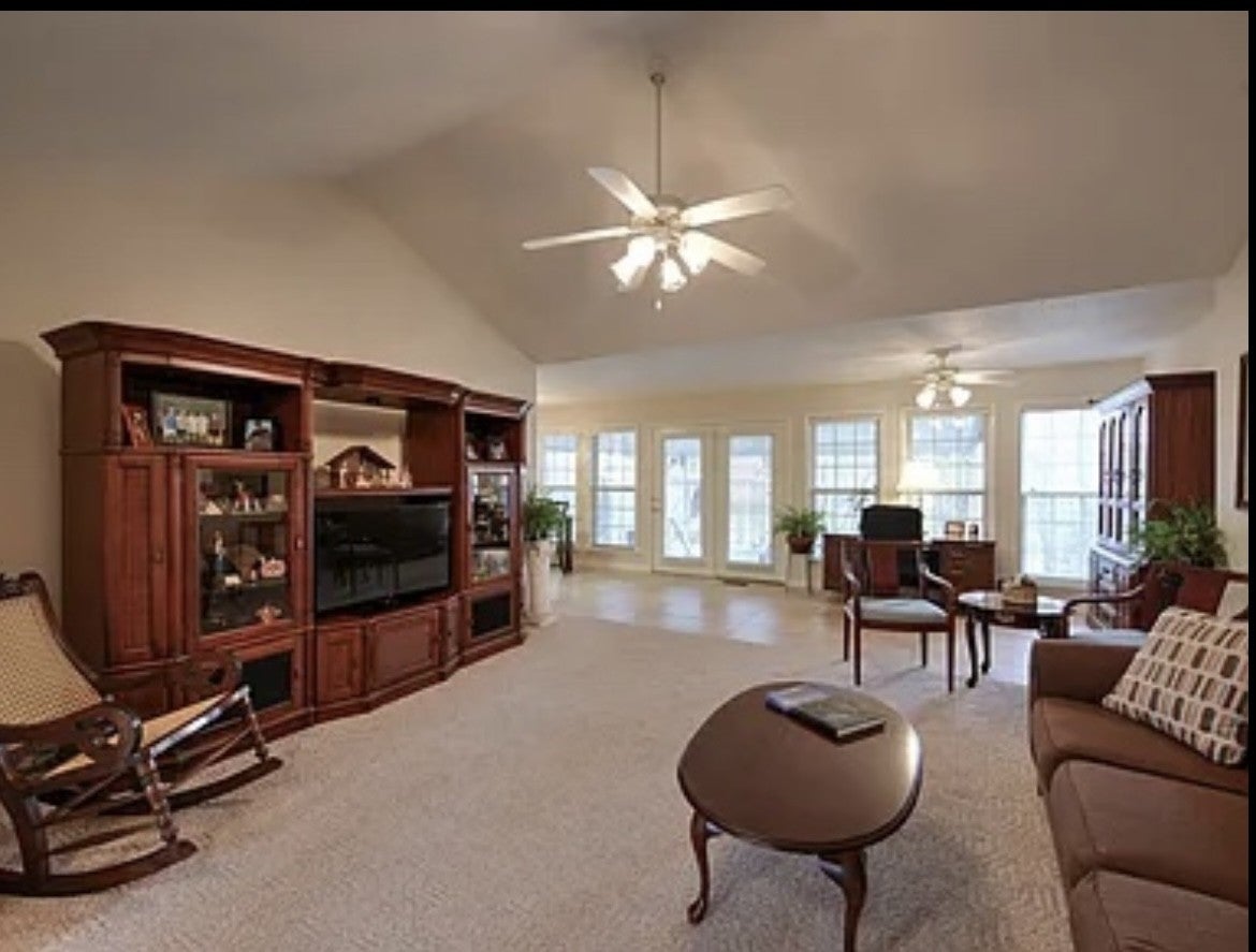 1016 Sunnyside Dr