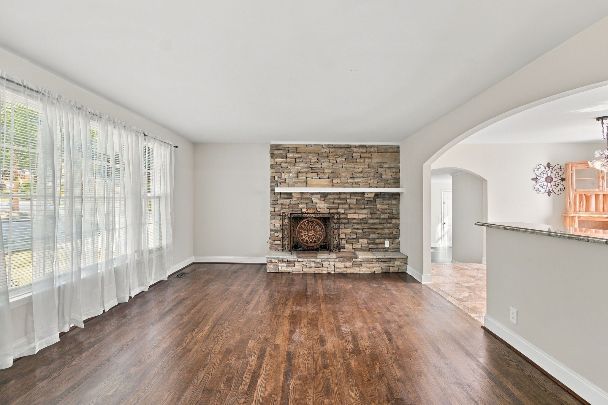 106 Sherbrooke Ln