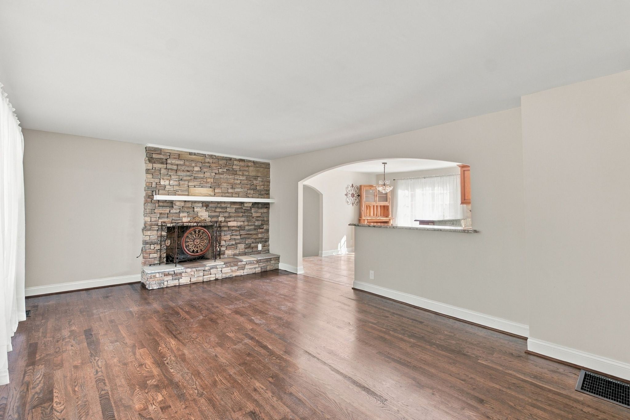 106 Sherbrooke Ln