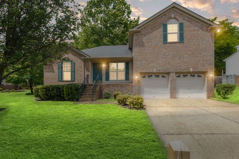 2505 Bayview Dr Nashville TN 37217