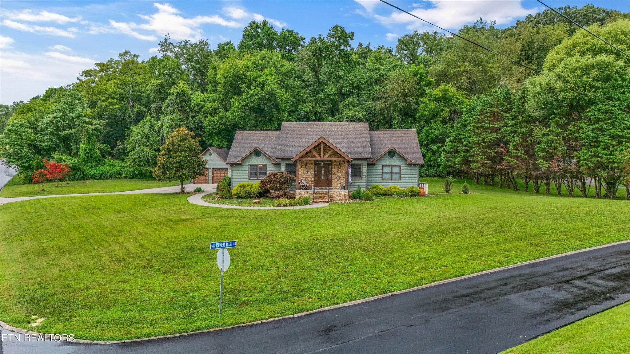 2939 Deep River Drive