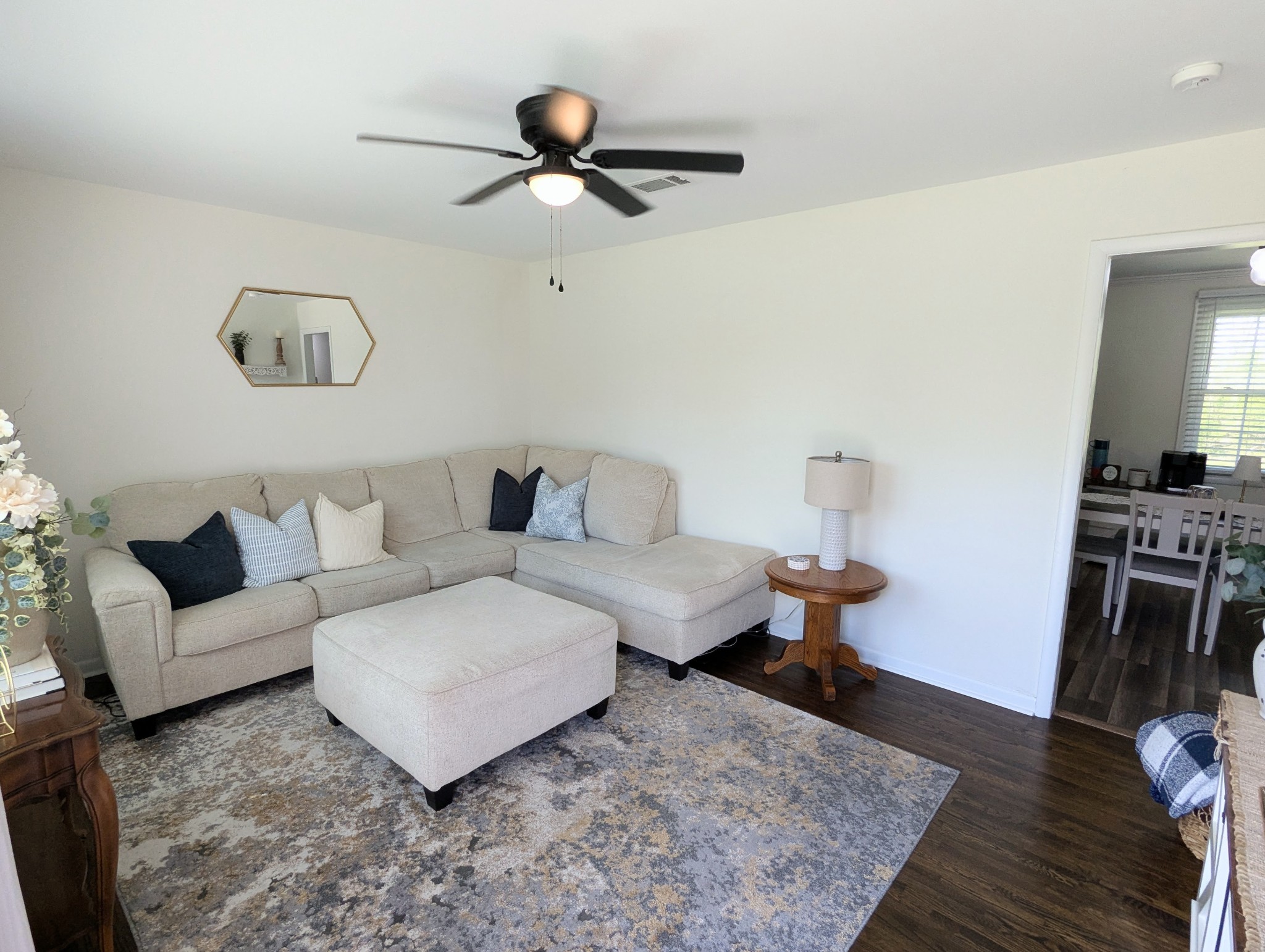 617 Skyline Dr