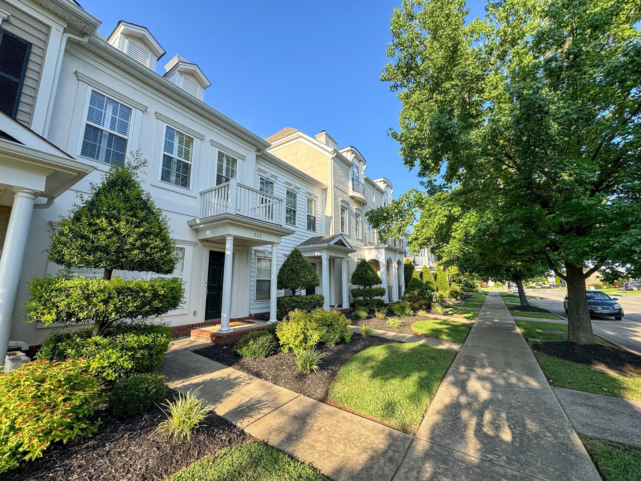 2113 Gold Valley Dr