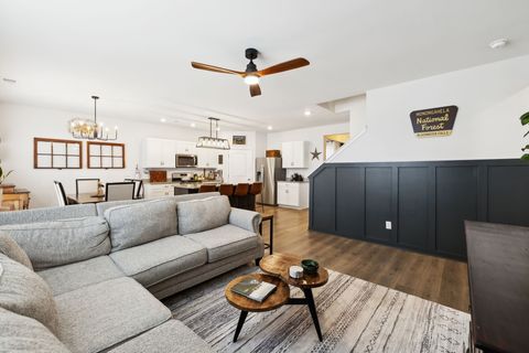 1006 Pepper Stone Dr Lebanon TN 37087