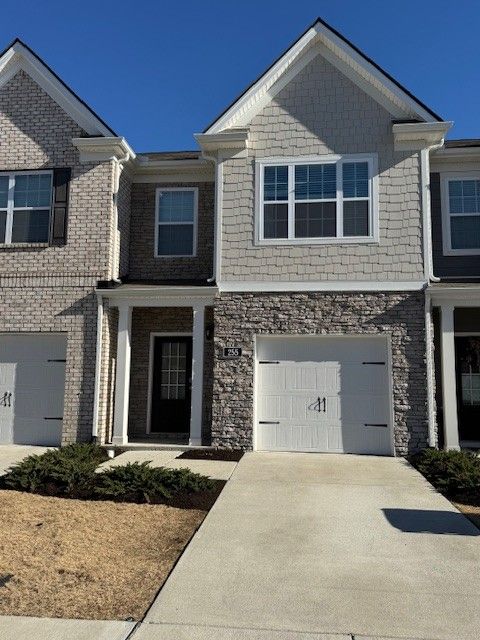 255 Hazel Ln Lebanon TN 37087