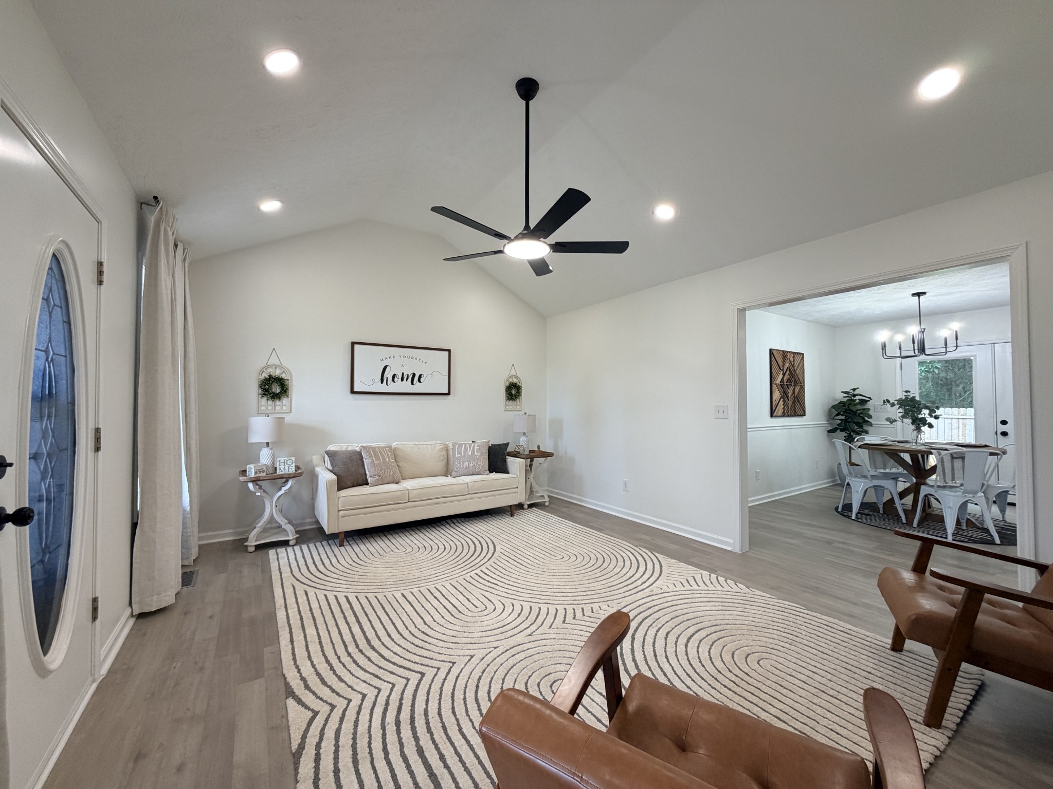 130 Lorien Cir