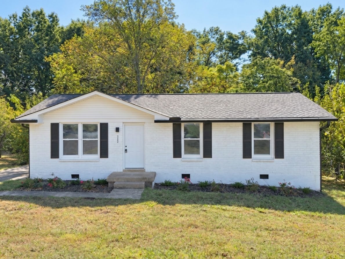 3-bed listing at 2565 Bethwood Dr, Nashville