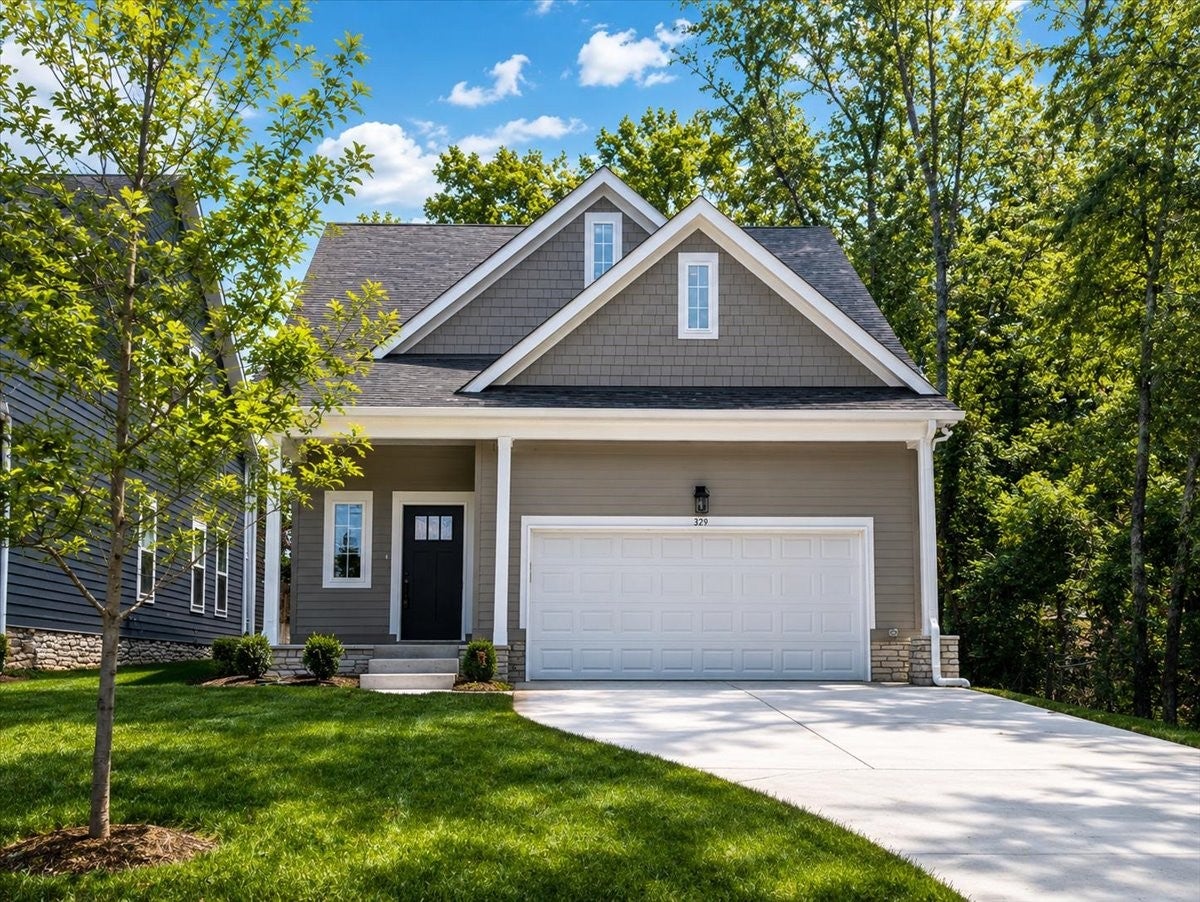 3-bed listing at 329 Seneca Dr, Nashville