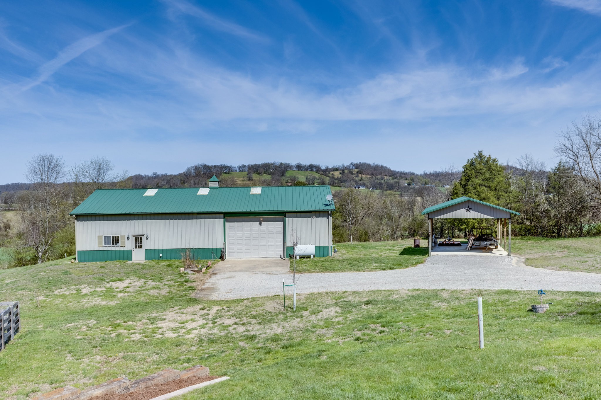 5339 Columbia Hwy