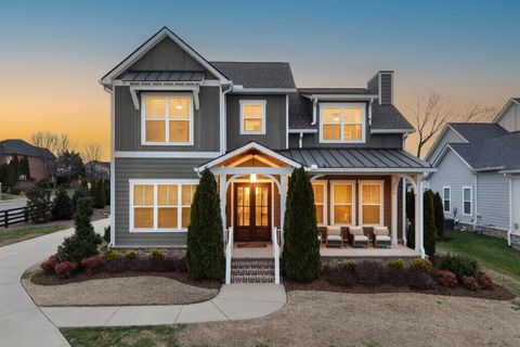 998 Spruce Ridge Ln Spring Hill TN 37174