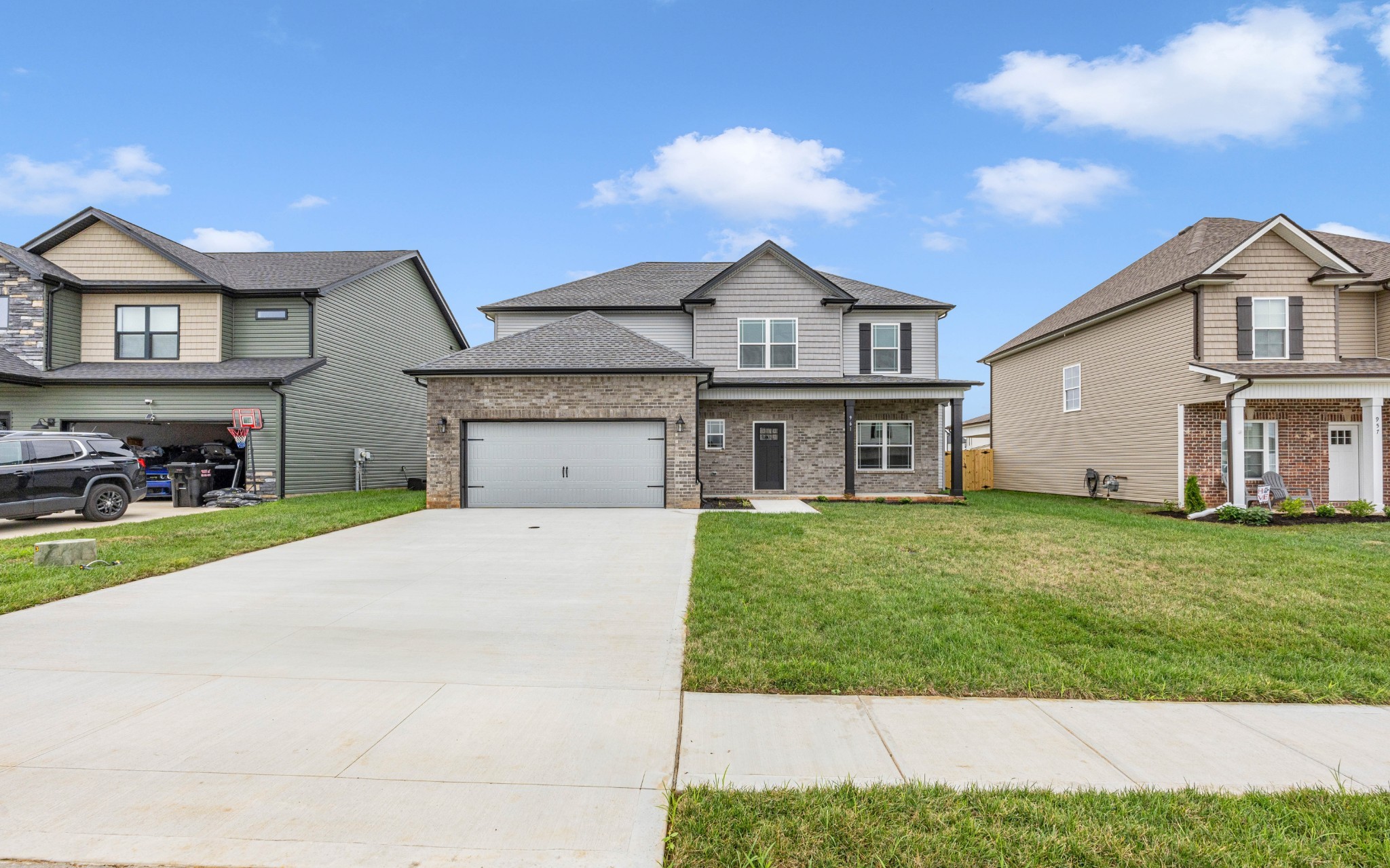 961 Isaac Dr