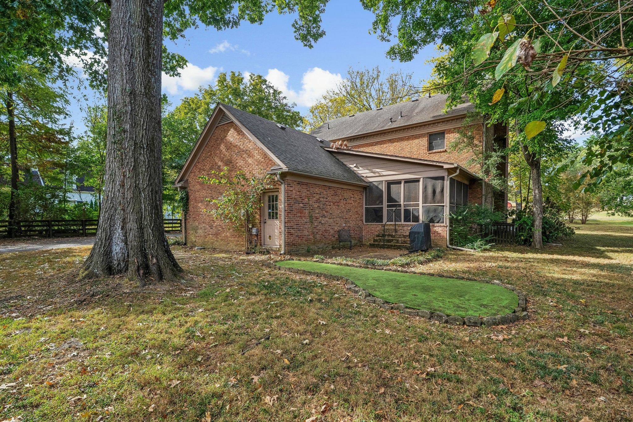 1107 Graymere Manor Rd
