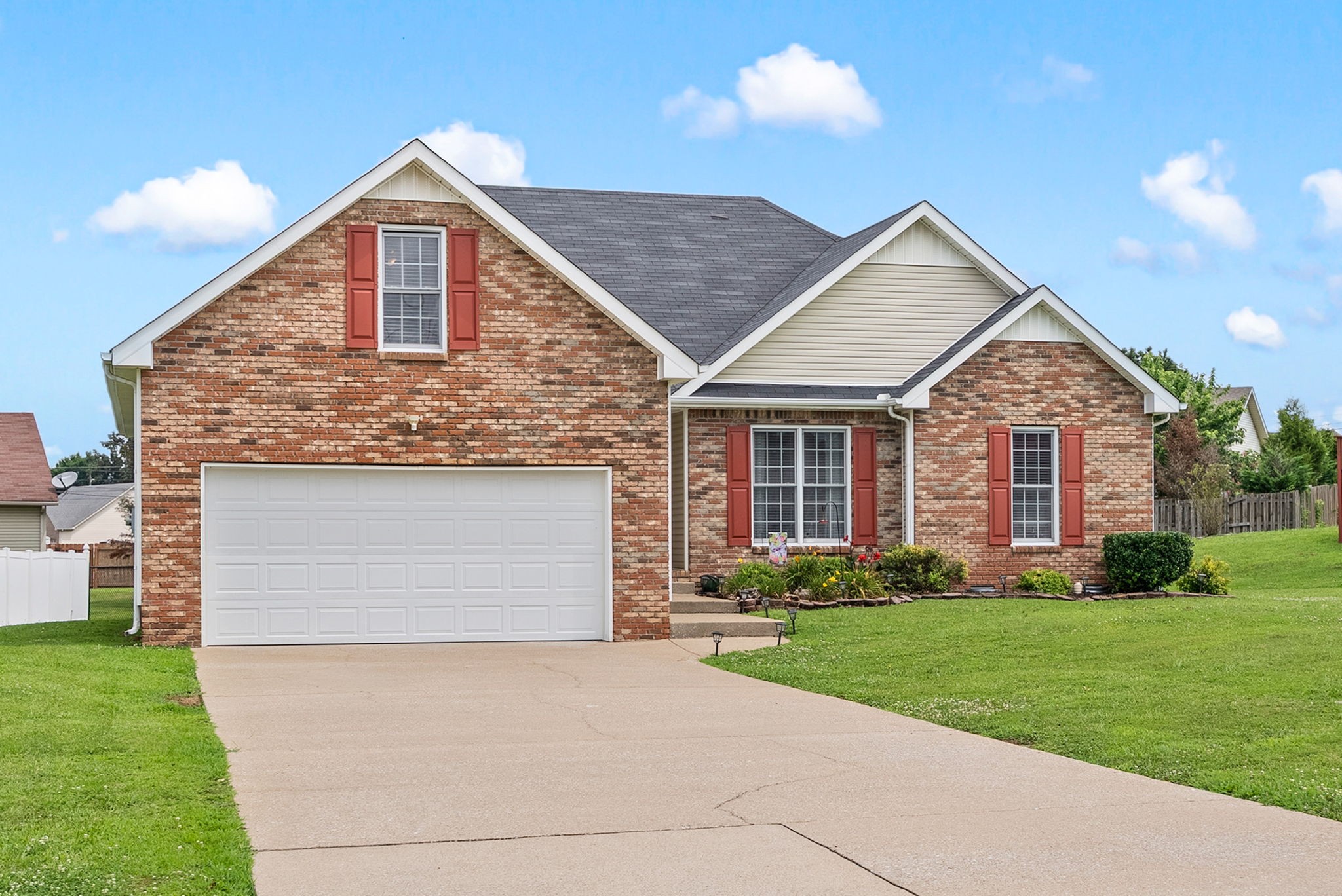 655 Stonewall Ln