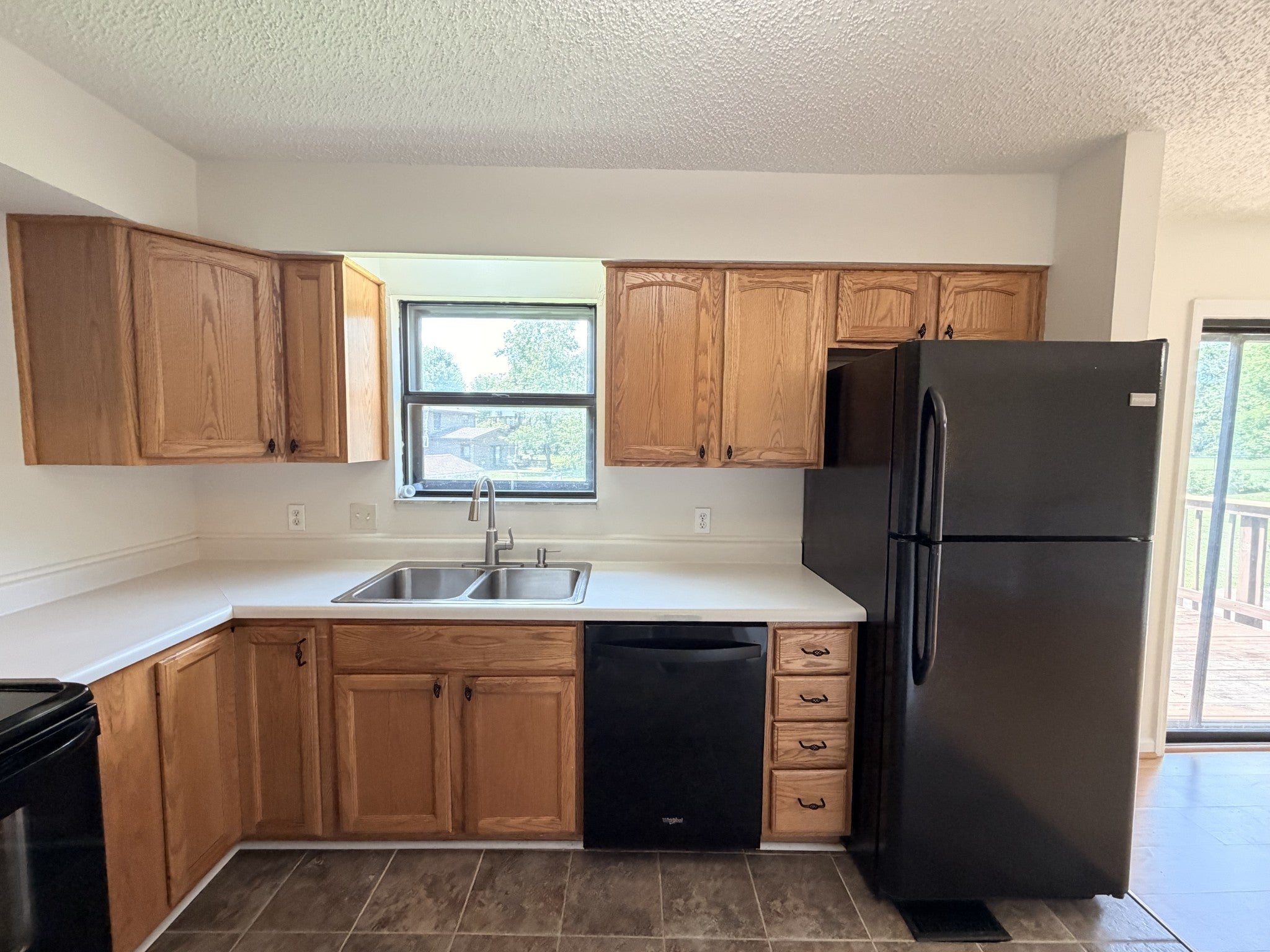 3-bed home sold in Nashville, TN 37211, 303 Paragon Mills Rd 303 Paragon Mills Rd, Nashville TN 37211 3-bed home, photo 3 of 22