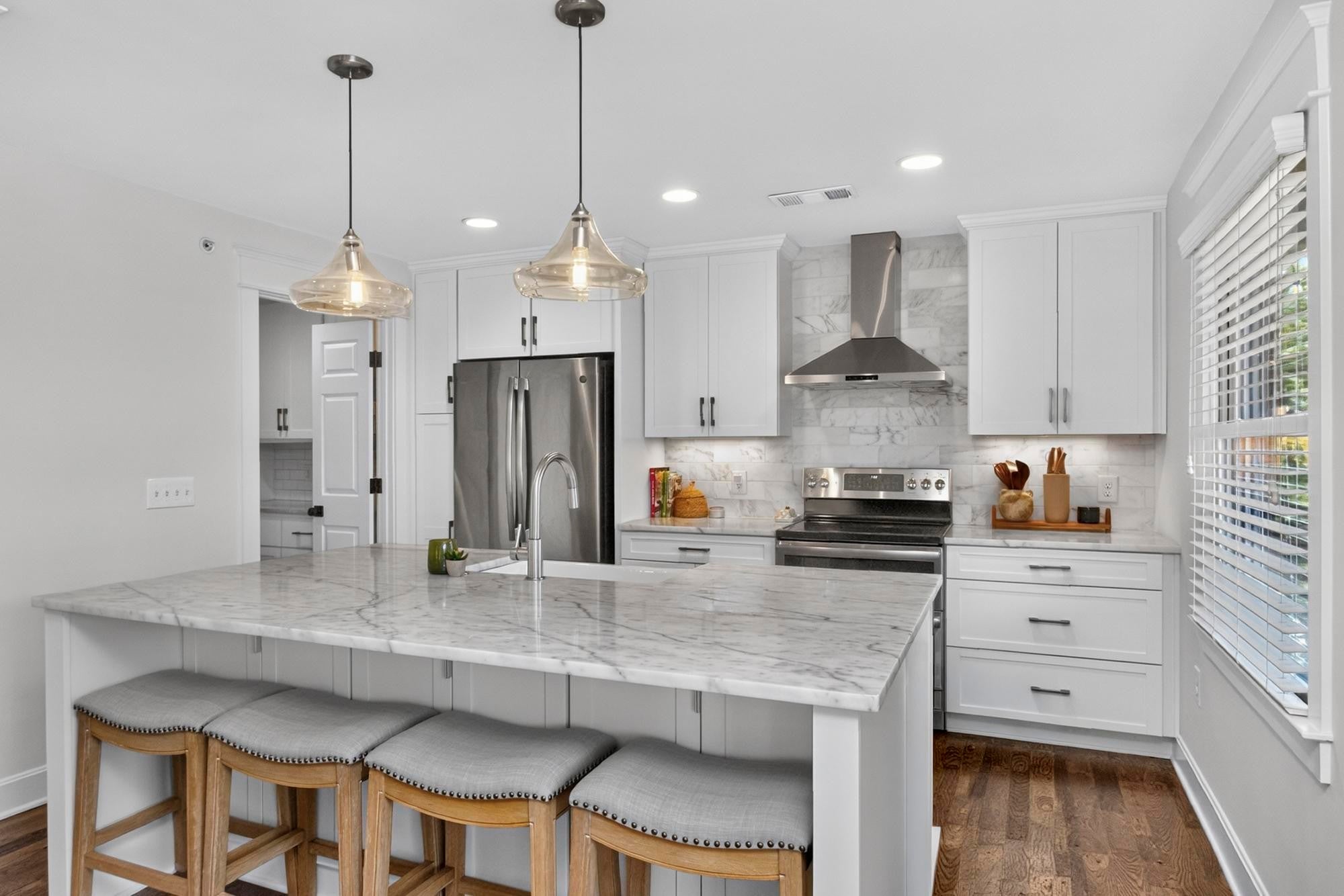 5025 Hillsboro Pike 18G